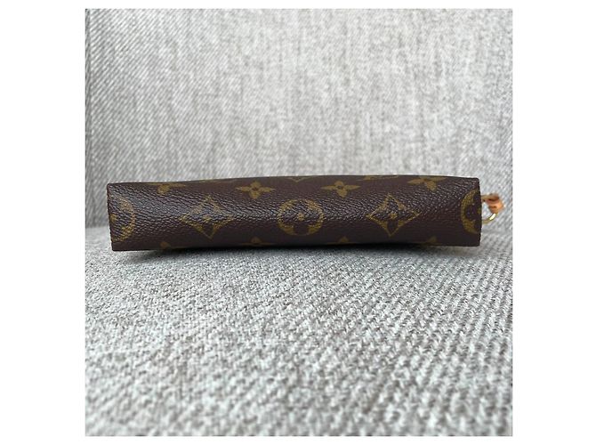 Louis Vuitton Mini Pochette Delightful Monogram Marrone - vista 11