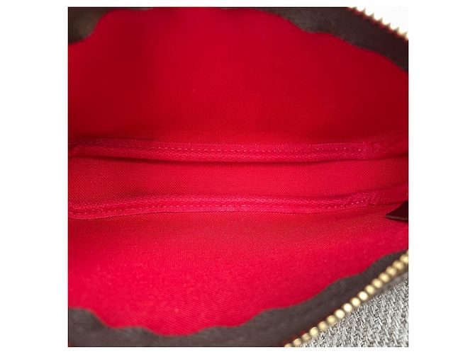 Louis Vuitton Mini Pochette Accessoires Damier Ebene Marrone - vista 15