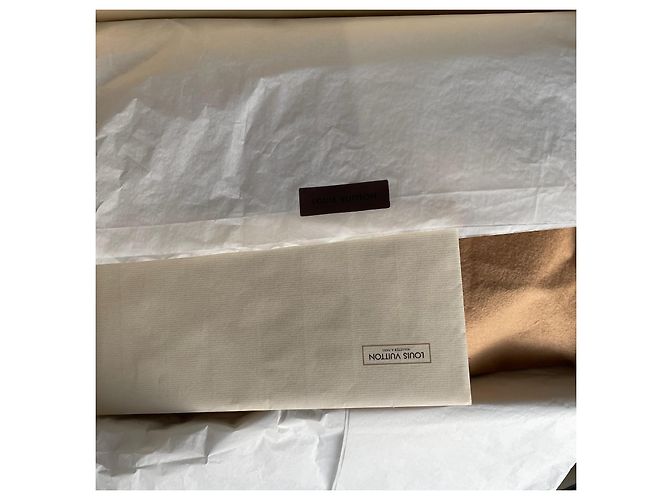 Louis Vuitton Pochette Croissant PM Monogram Marrone - vista 8