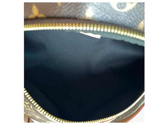 Bumbag Louis Vuitton Marsupio Monogram Marrone - vista 20