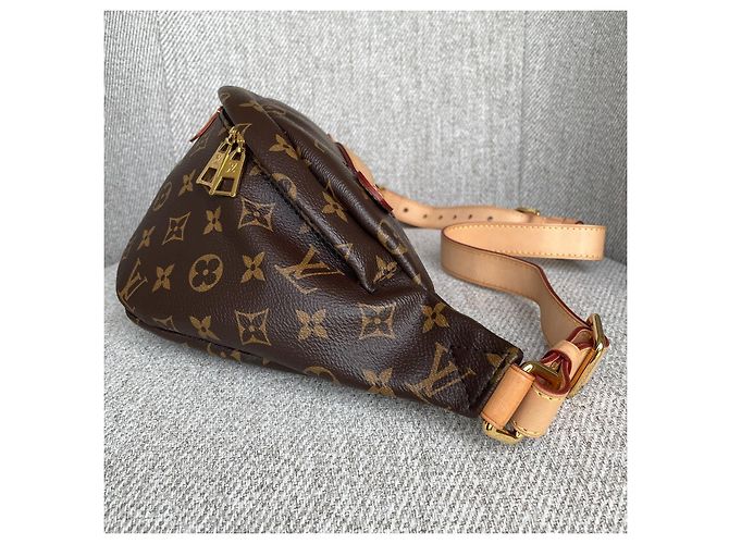 Bumbag Louis Vuitton Marsupio Monogram Marrone - vista 4
