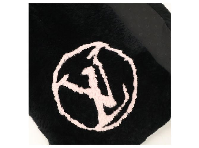 Écharpe Tippet en fourrure de lapin Rex Louis Vuitton Noir Rose - vue 7
