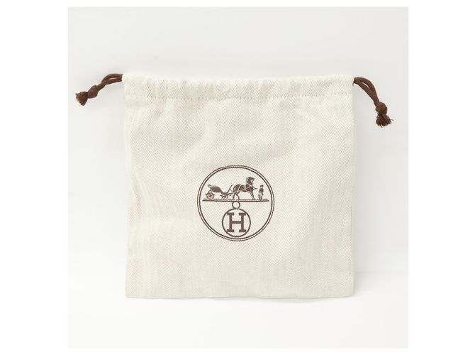 Hermès Hermes K-stamp Agneau Milo Swift Rodeo Pegasus MM Bag Charm D'oro - vista 9