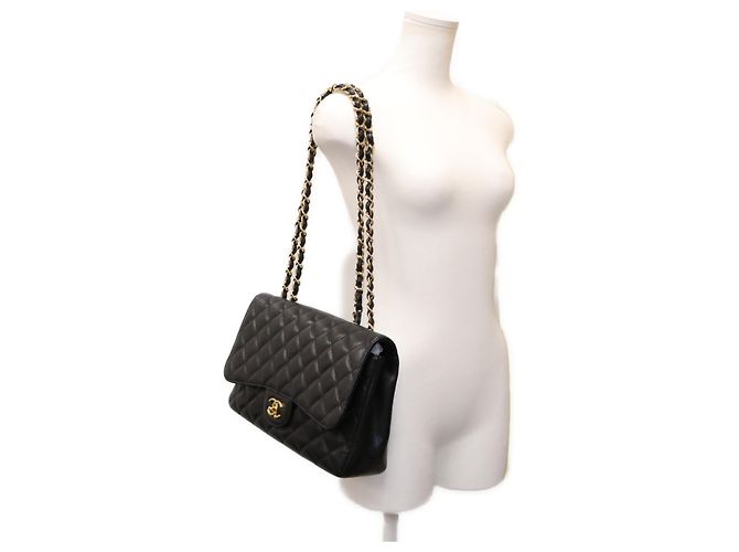 Timeless Borsa a tracolla Chanel in pelle caviar nera Nero - vista 12