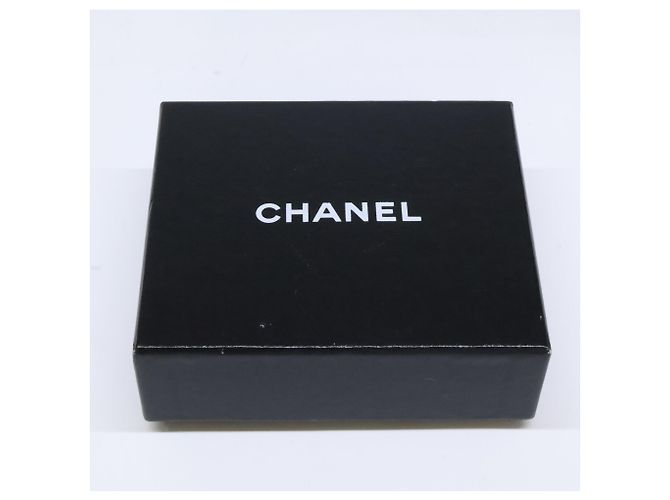 Collar Chanel B12A Matelassé Negro - vista 10