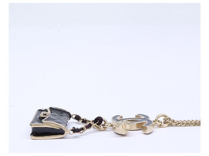 Collar Chanel B12A Matelassé Negro - vista 3