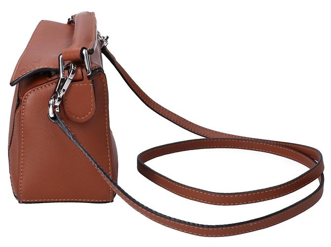 Bolso Mini Puzzle Loewe en marrón Castaño - vista 2