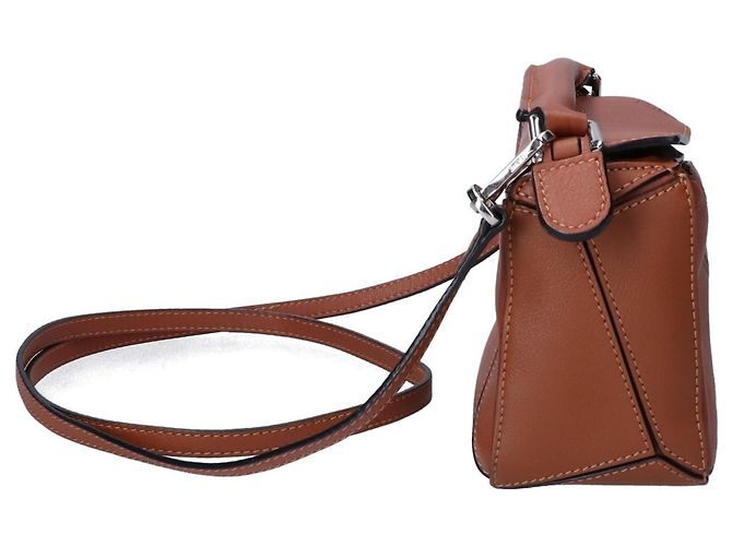 Bolso Mini Puzzle Loewe en marrón Castaño - vista 4