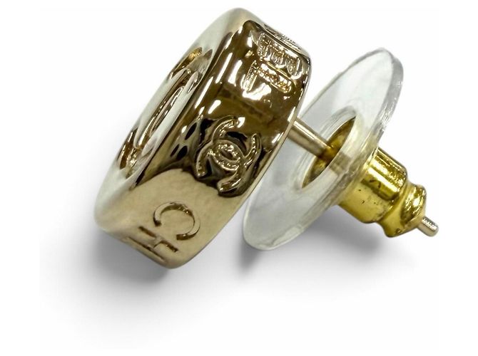 Pendientes de botón Chanel B25C Coco Mark Logo Gold Dorado - vista 4