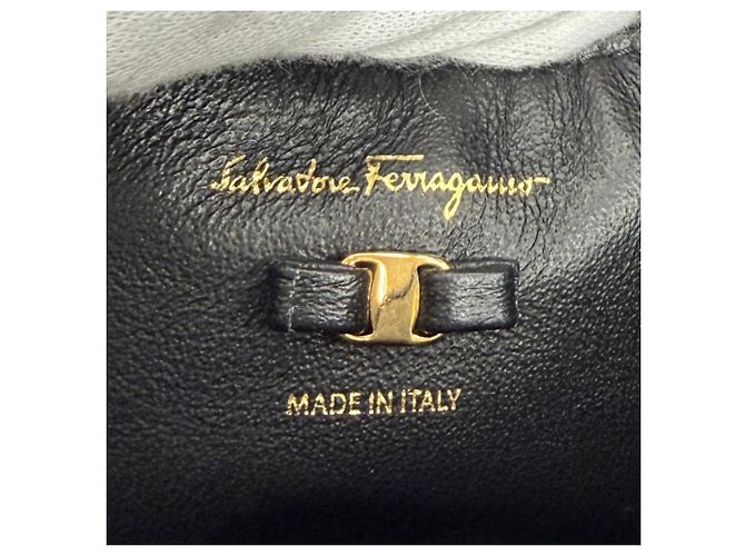 Borsa a tracolla in pelle Salvatore Ferragamo Vara Ribbon Nero - vista 11
