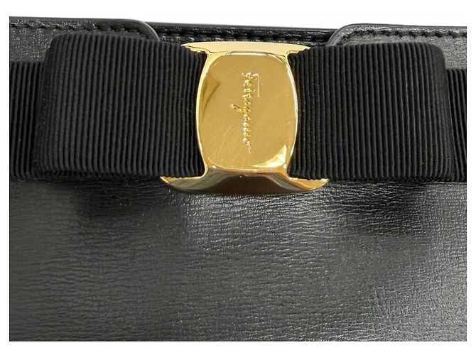 Borsa a tracolla in pelle Salvatore Ferragamo Vara Ribbon Nero - vista 9