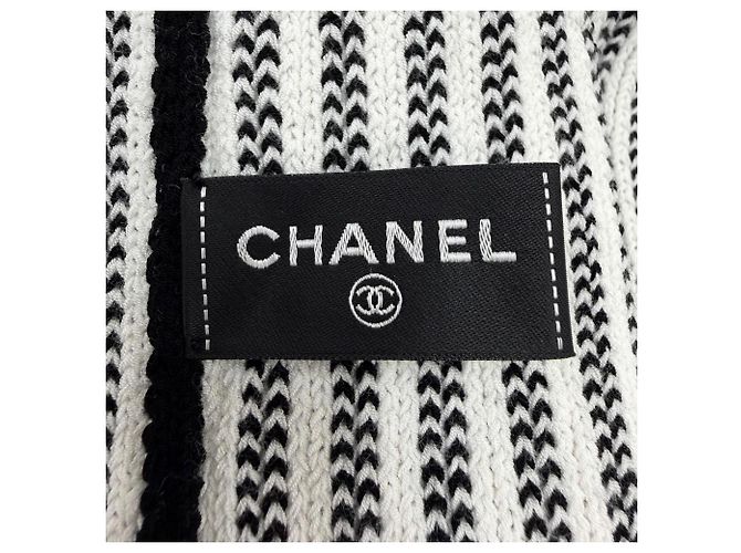 Calentadores de punto Chanel 24C Coco Mark Logo Negro Blanco - vista 4