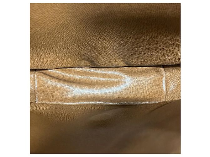Bolsa de Ombro Louis Vuitton Monogram Chantilly MM Marrom - vista 4