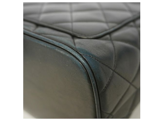 Borsa Tote Chanel in pelle d'agnello nera Nero - vista 6