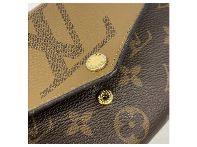 Louis Vuitton Monogram Giant Reverse Portefeuille Sarah Long Wallet Castaño - vista 6