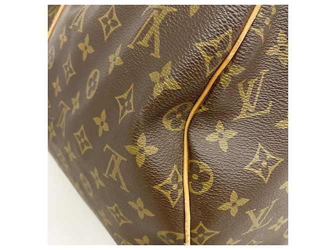 Louis Vuitton Boston Monogram Keepall Bandoulière 55 Castaño - vista 15
