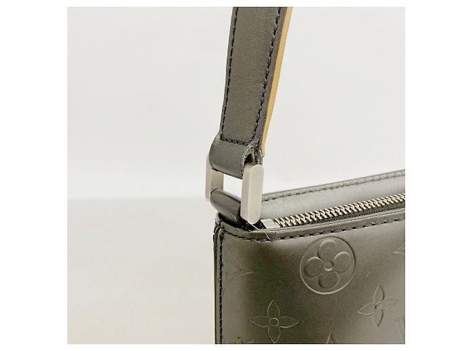 Bolso de hombro Louis Vuitton Monogram Mat Alston Negro - vista 11