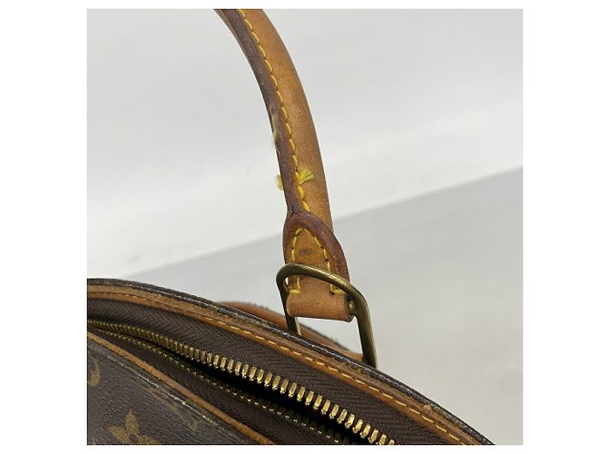 Bolso Louis Vuitton Monogram Ellipse PM Castaño - vista 8