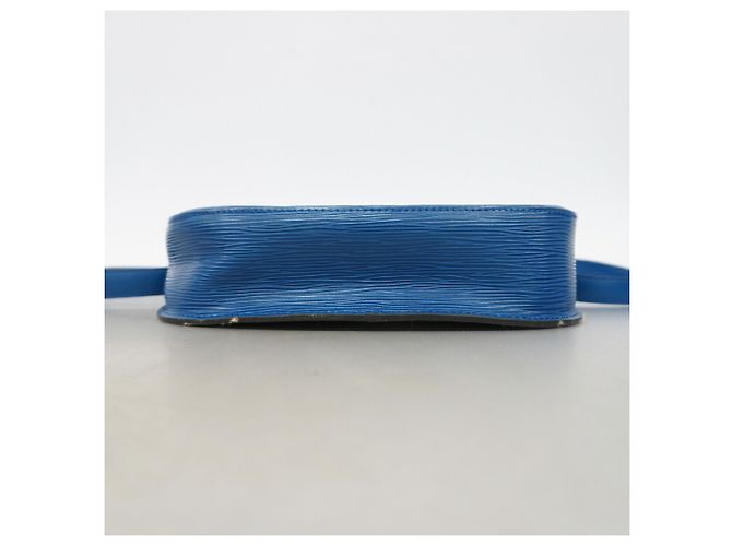 Bolso de hombro Louis Vuitton Epi Saint Cloud Azul - vista 3