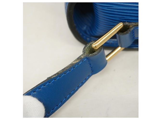 Bolso de hombro Louis Vuitton Epi Saint Cloud Azul - vista 7