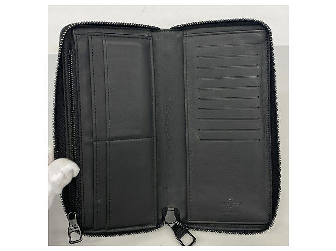 Portafoglio Zippy Monogram Taurillon Louis Vuitton Nero - vista 3