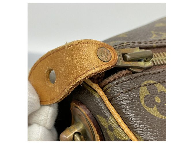 Bolso Louis Vuitton Boston Monogram Keepall 50 Castaño - vista 10