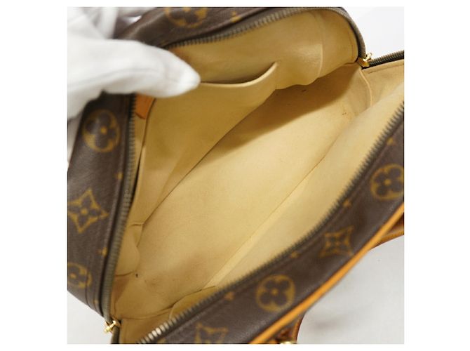 Sac à main Louis Vuitton Monogram Manhattan PM Marron - vue 4