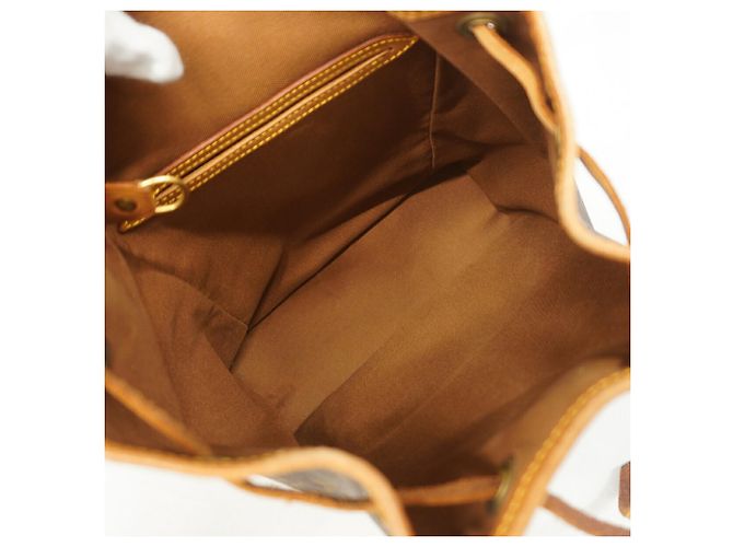 Mochila Louis Vuitton Monogram Montsouris MM Castaño - vista 4