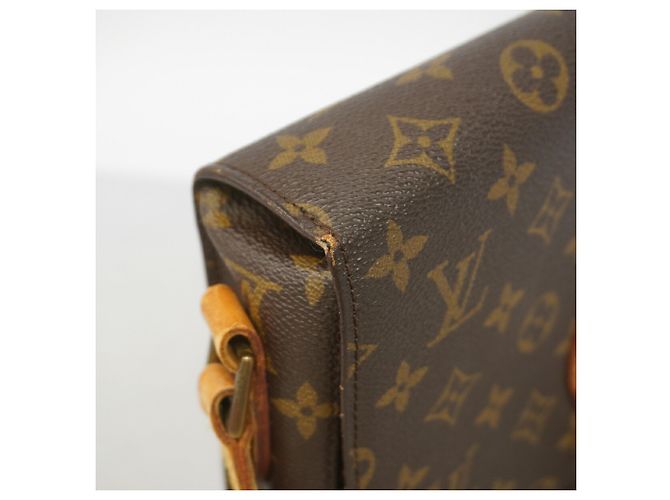 Bolsa de Ombro Louis Vuitton Monogram Saint Cloud GM Marrom - vista 11