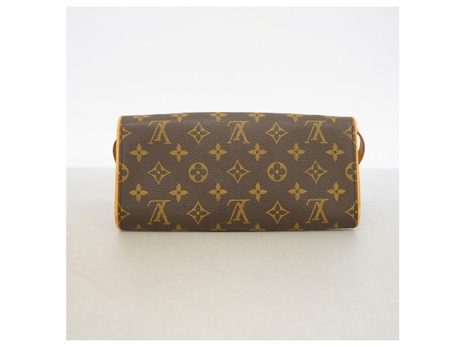 Bolso de hombro Louis Vuitton Monogram Pochette Twin GM Castaño - vista 8