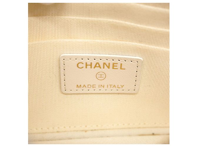 Portafoglio lungo Chanel Matelassé Bianco - vista 4