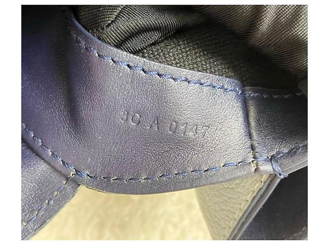 Givenchy Bicolor Navy and Light Blue Leather Shoulder Bag Dark blue - view 13
