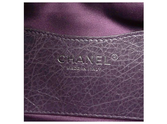 Bolsa de ombro Chanel em couro de bezerro roxo - vista 5