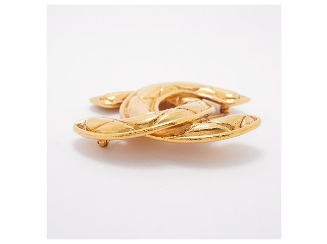 Timeless Broche Chanel chapado en oro Dorado - vista 3