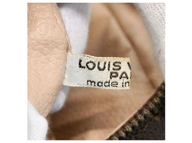 Bolso/Neceser Louis Vuitton Monogram Toilette 23 Castaño - vista 5