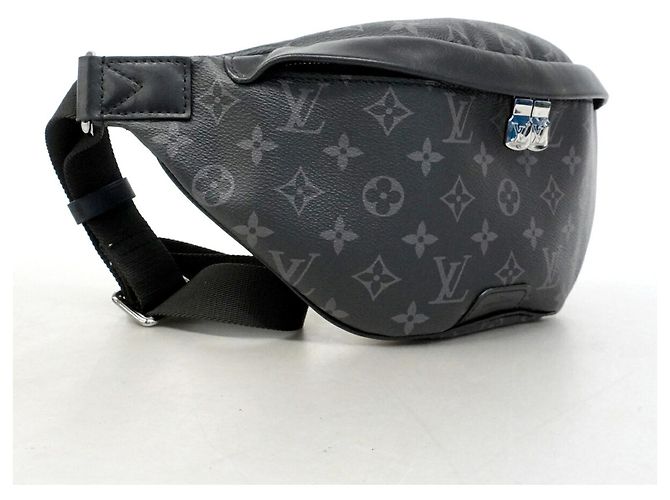 Louis Vuitton Monogram Eclipse Discovery Bum Bag PM Black - view 2