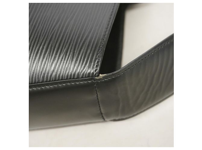 Louis Vuitton Schultertasche aus Epi-Leder Schwarz - Ansicht 6
