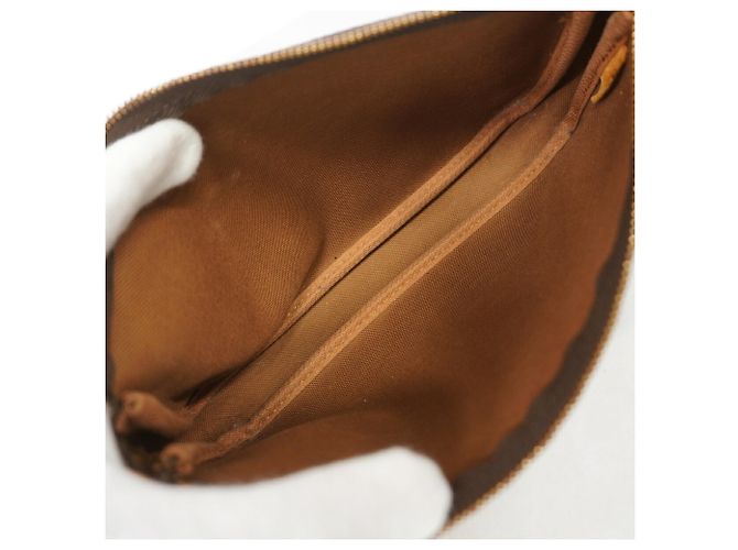 Bolso Louis Vuitton Monogram Pochette Accessoires Castaño - vista 4