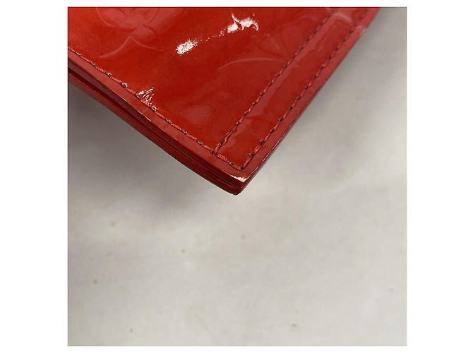 Bolso Louis Vuitton Vernis Stanton Roja - vista 6