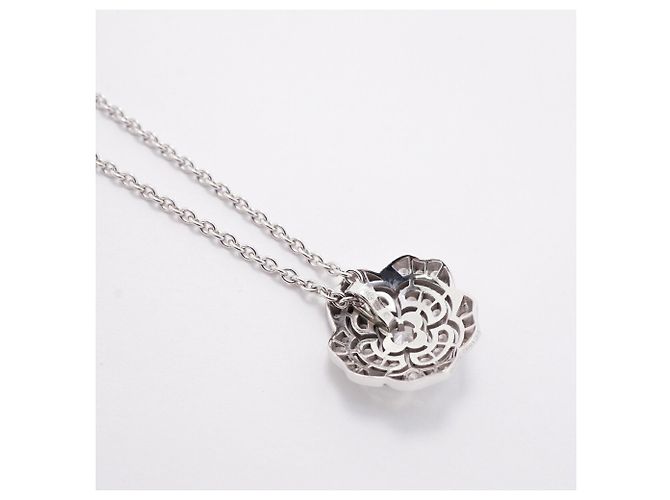 Collana Chanel Camélia in oro bianco 18K con diamante - vista 2