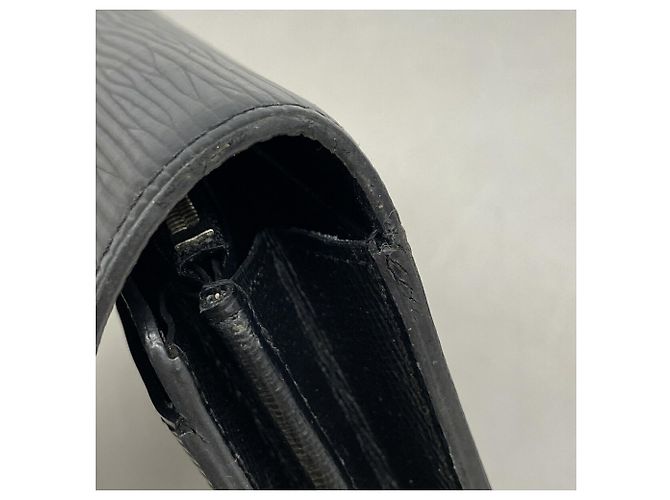 Cartera larga Louis Vuitton de cuero Epi Negro - vista 7