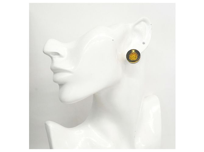 Boucles d'oreilles puces Chanel plaquées or Noir Doré - vue 5