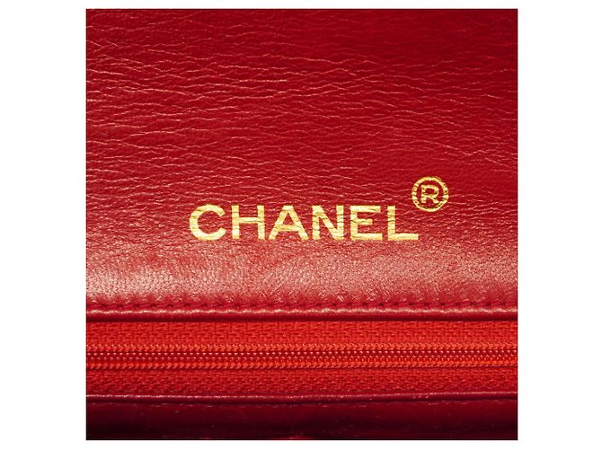 Borsa a tracolla con catena Chanel Matelassé Rosso - vista 5