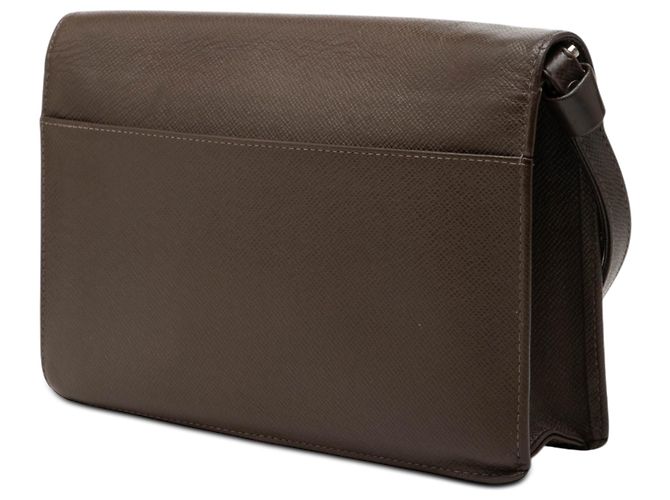 Louis Vuitton Brown Taiga Selenga Castaño Marrón oscuro - vista 2