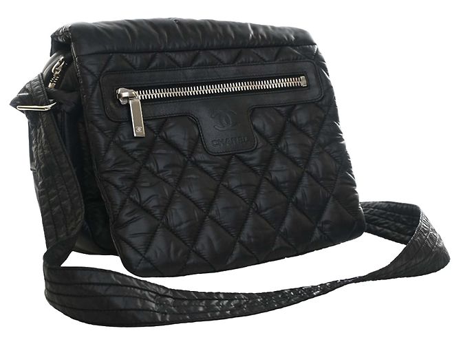 Bolsa Messenger Chanel Coco Cocoon em nylon acolchoado preto, pequena - vista 11