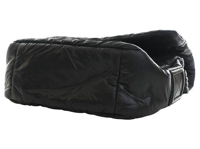 Bolsa Messenger Chanel Coco Cocoon em nylon acolchoado preto, pequena - vista 13