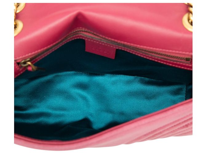 Borsa a tracolla Gucci GG Marmont Matelassé in velluto rosa Medium - vista 4
