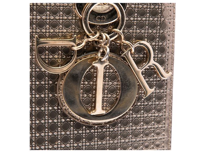 Autre Marque Dior Gold Medium Metallic Patent Microcannage Lady Dior D'oro - vista 5