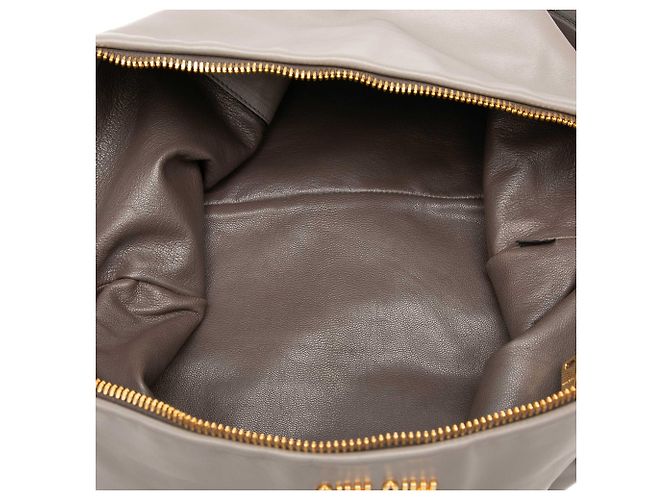 Miu Miu Brown Soft Calf Cloud Hobo Braun Taupe - Ansicht 4