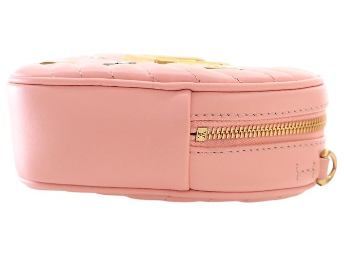 Louis Vuitton Pink Calfskin Embellished New Wave Love Lock Crossbody Rosa - vista 15